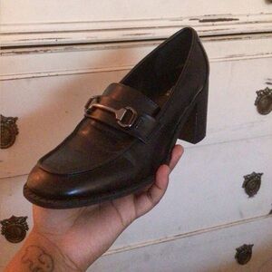 Vintage Elegant Black Women's Heeled Loafer
